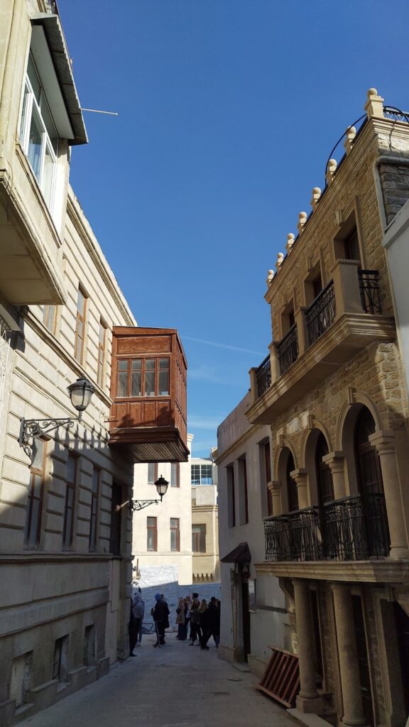 Baku Fortress: The Medieval Walls of Baku’s Old City 4 Baku fortress