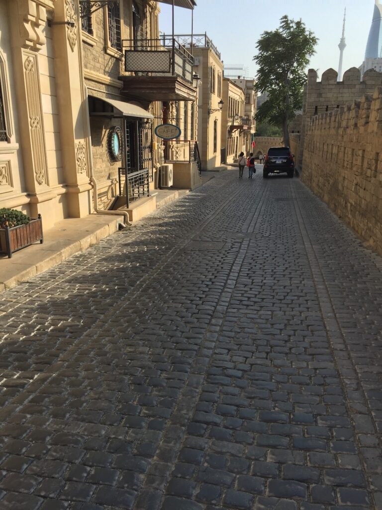 Baku Fortress: The Medieval Walls of Baku’s Old City 5 Baku fortress
