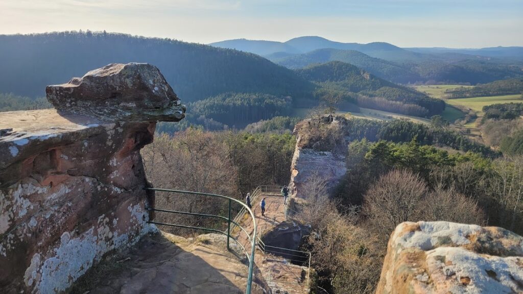 Drachenfels Castle: A Medieval Rock Castle in Germany 5 Drachenfels Castle