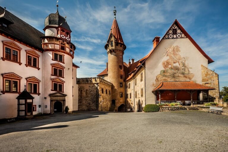Heldburg Fortress: A Medieval Castle and Renaissance Ducal Residence in Germany