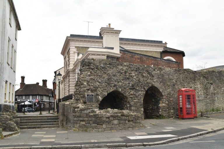 Southampton Castle: A Royal Coastal Fortress in England