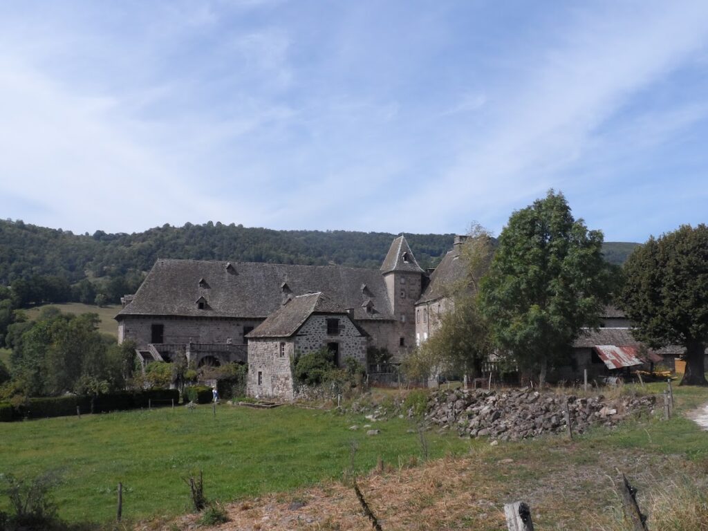 Château de Cropières: A Medieval Fortress Transformed into a Country Residence 2 Château de Cropières