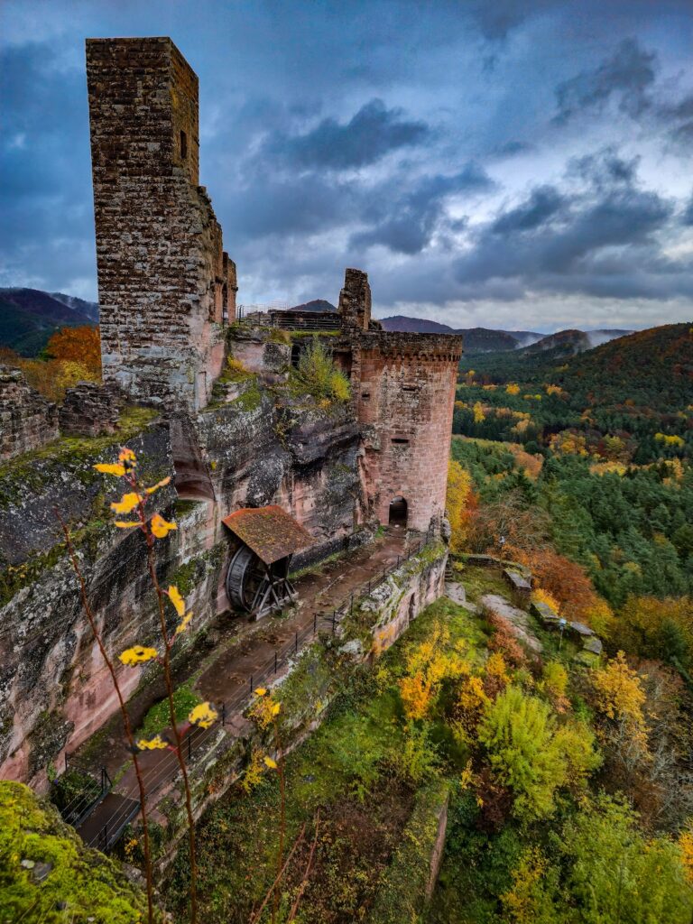 Altdahn Castle: A Medieval Rock Castle in Germany