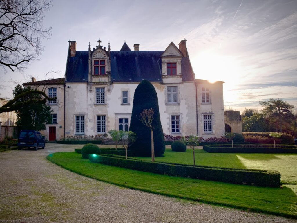 Château de Beaulon: A Louis XII and French Renaissance Manor in France 2 Château de Beaulon