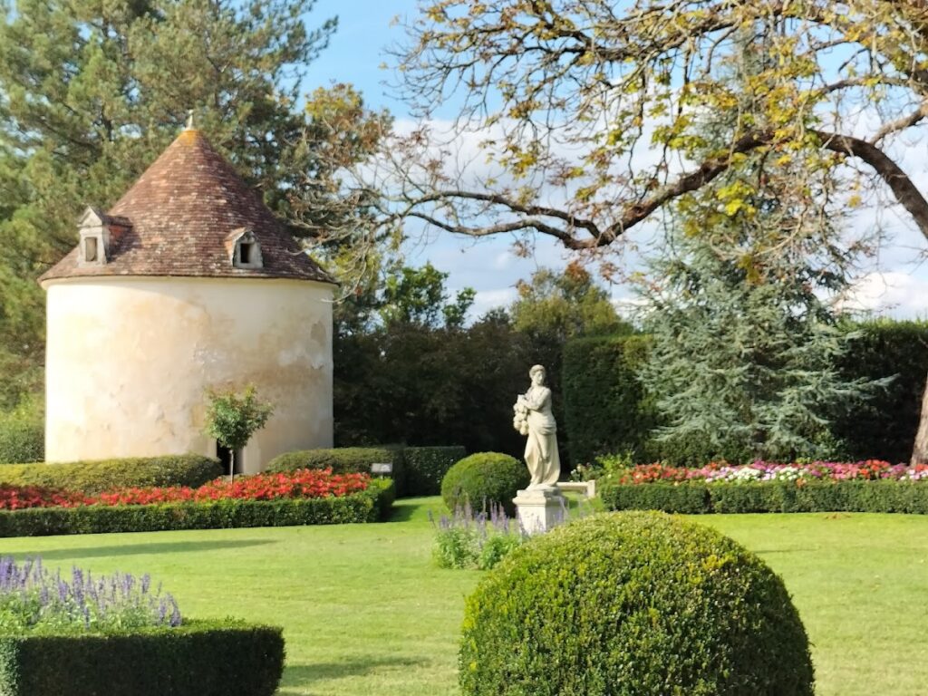 Château de Beaulon: A Louis XII and French Renaissance Manor in France 3 Château de Beaulon