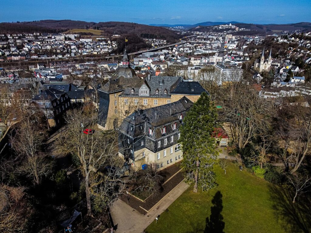 Oberes Schloss: A Medieval Hill Castle and Museum in Siegen 3 Oberes Schloss