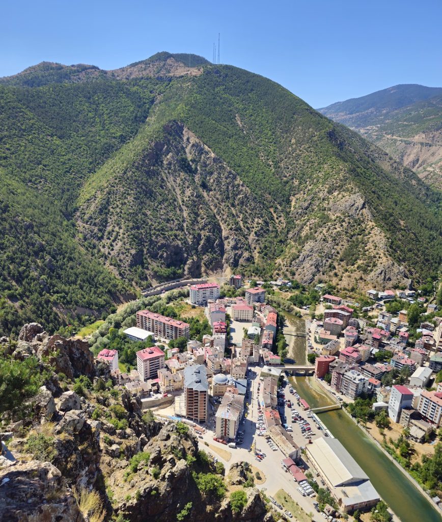 Torul Castle: A Genoese Signal-Fire Tower and Ottoman Conquest Site in Turkey 2 Torul Castle