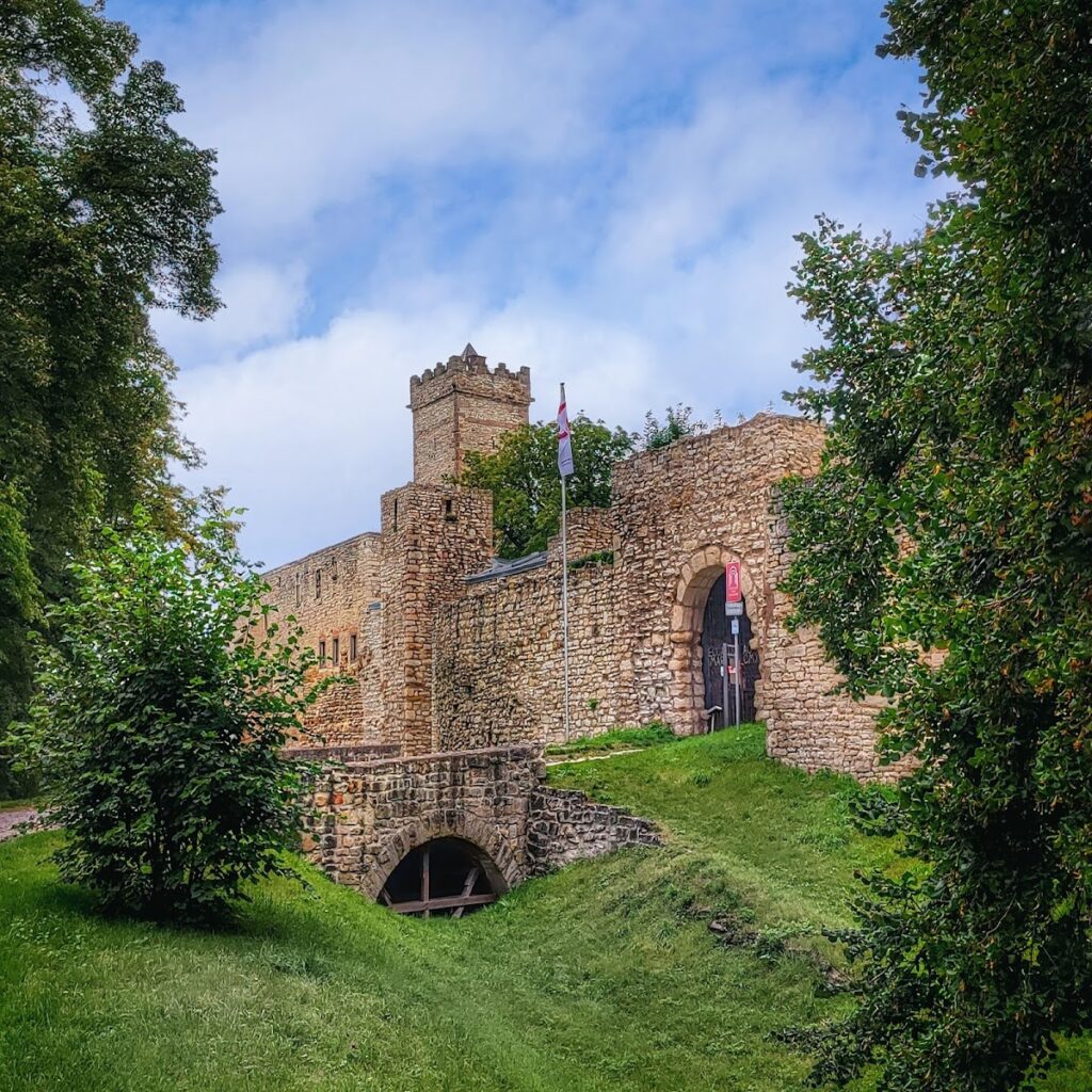 Eckartsburg: A Romanesque Hilltop Castle in Germany 2 Eckartsburg