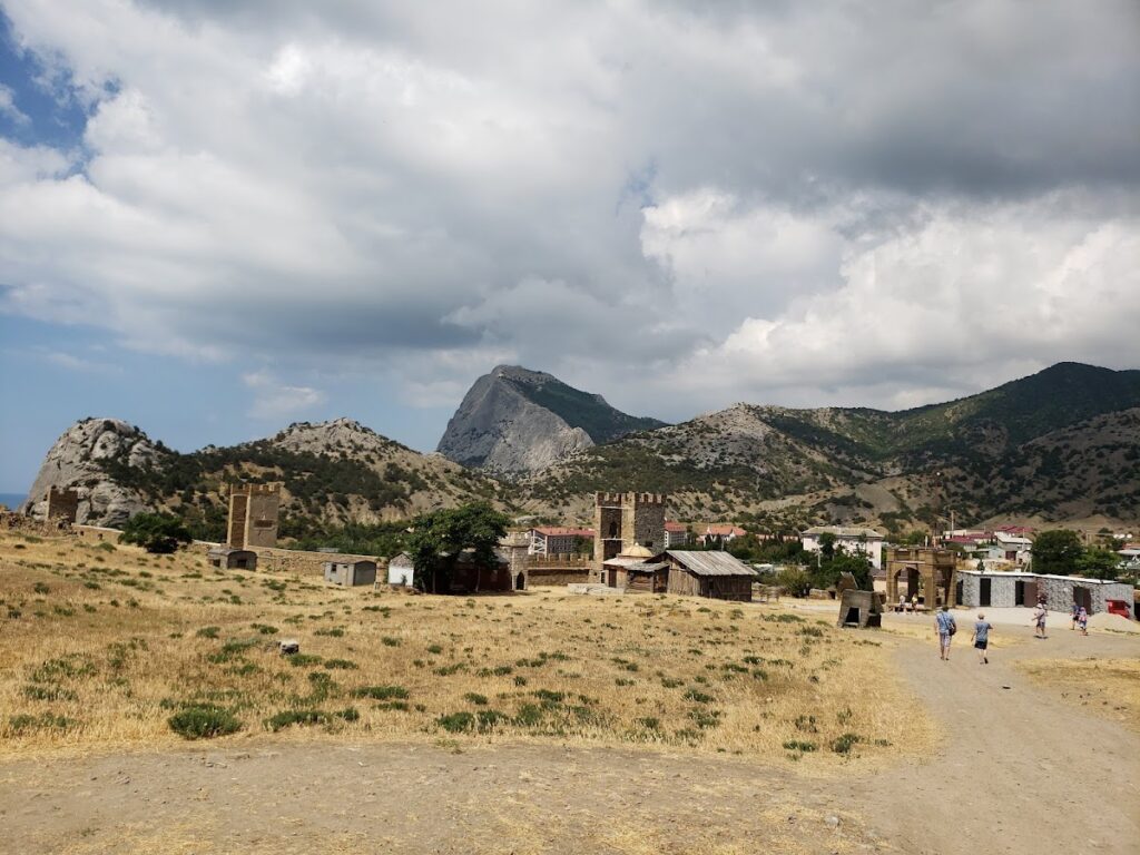 Genoese Fortress: Medieval Stronghold of Soldaia at Sudak 3 Genoese Fortress