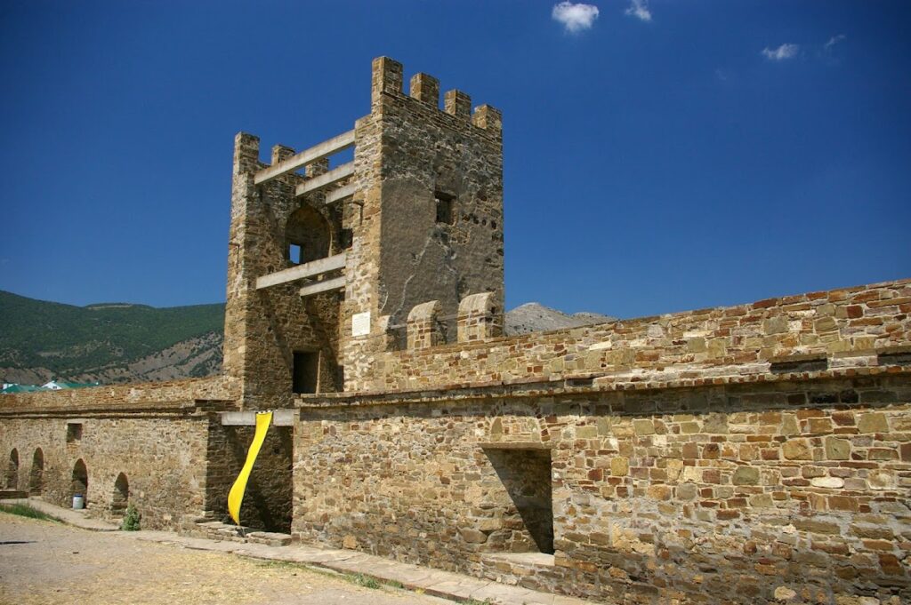 Genoese Fortress: Medieval Stronghold of Soldaia at Sudak 5 Genoese Fortress