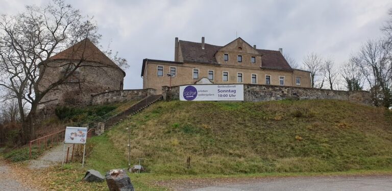 Dohna Castle: Medieval Hill Castle and Seat of the Burgraves of Dohna