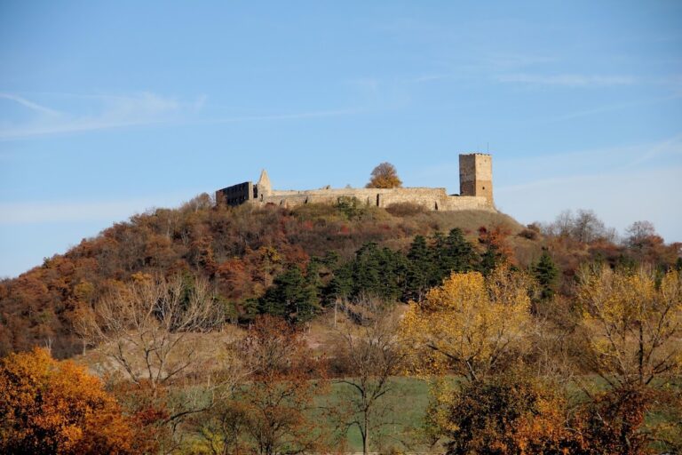 Burg Gleichen: A Medieval Hilltop Castle Ruin in Germany