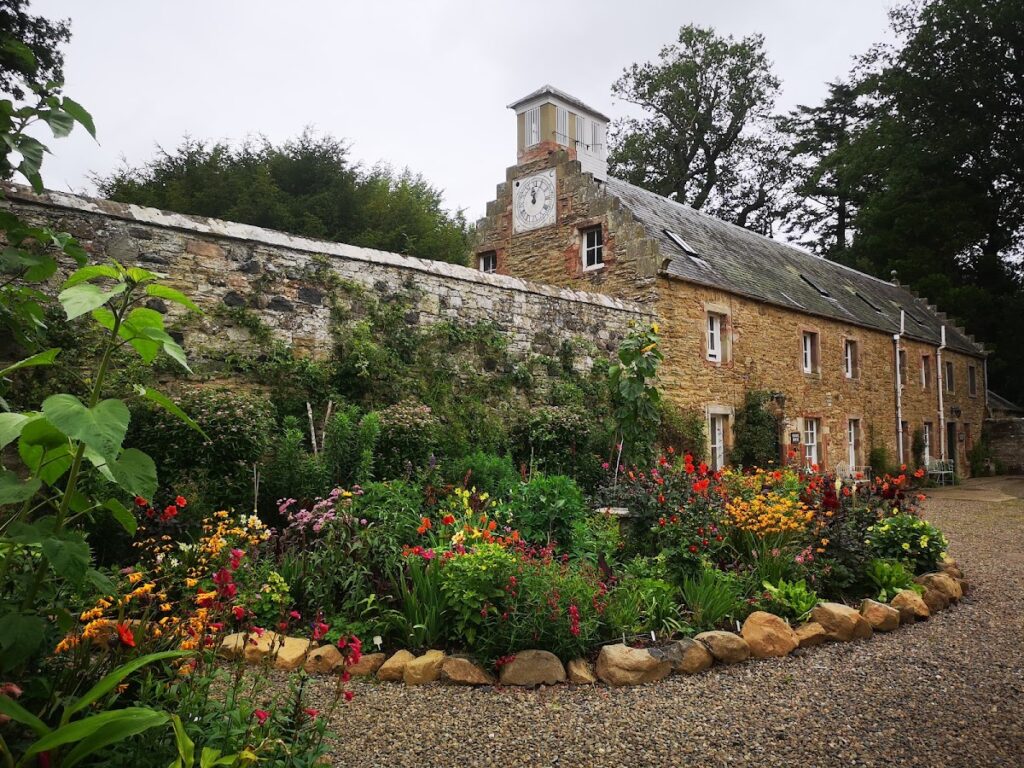 Mellerstain House: A Scottish Country House in the Adam Castle Style 4 Mellerstain House