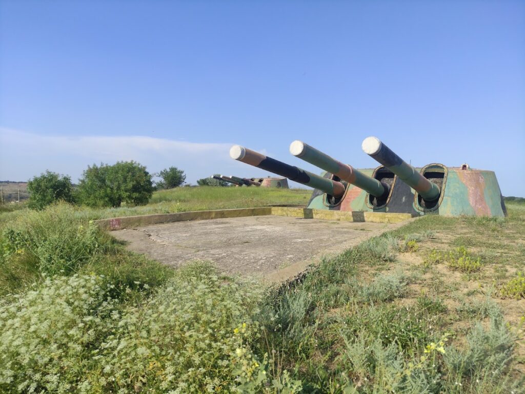 Shore Battery No. 30: Soviet Coastal Defence near Sevastopol 1 Shore Battery No. 30