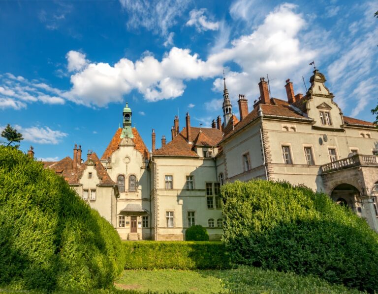 Schönborn Palace: A Neo-Romantic Hunting Estate in Ukraine