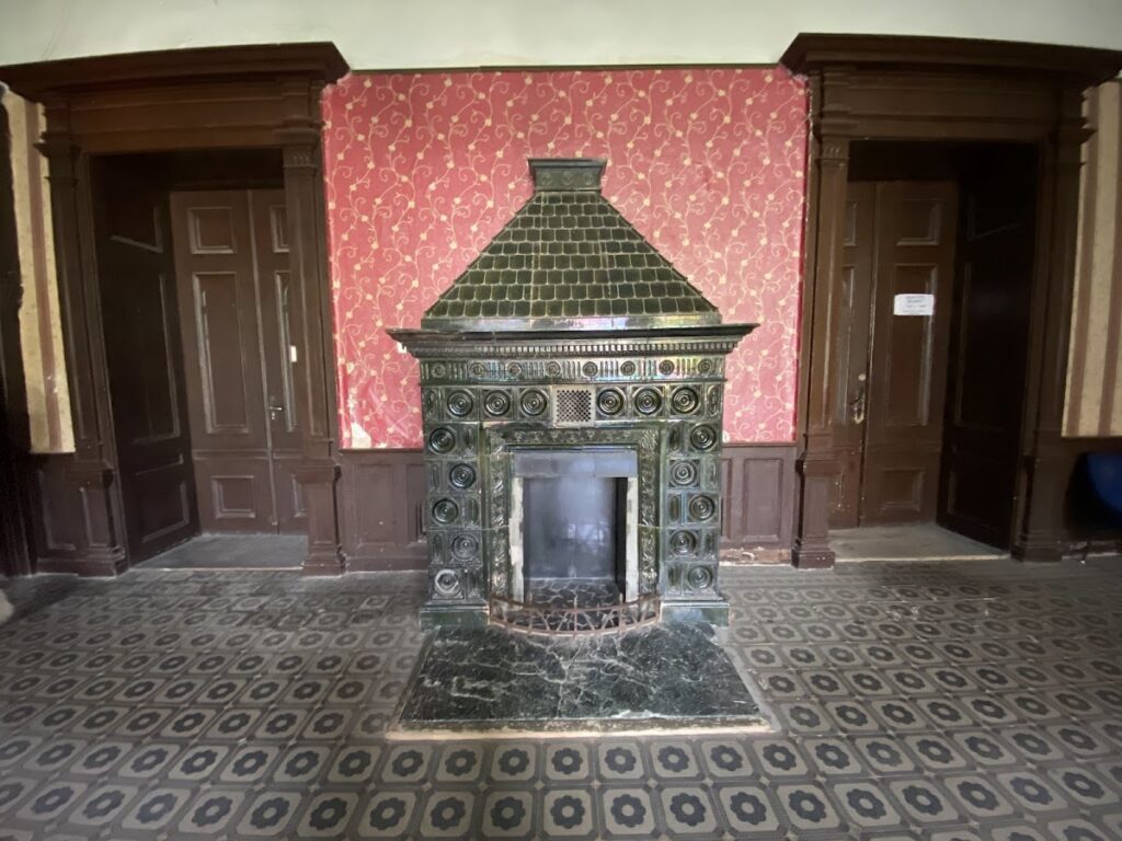 Schönborn Palace: A Neo-Romantic Hunting Estate in Ukraine 5 Schoenborn Palace
