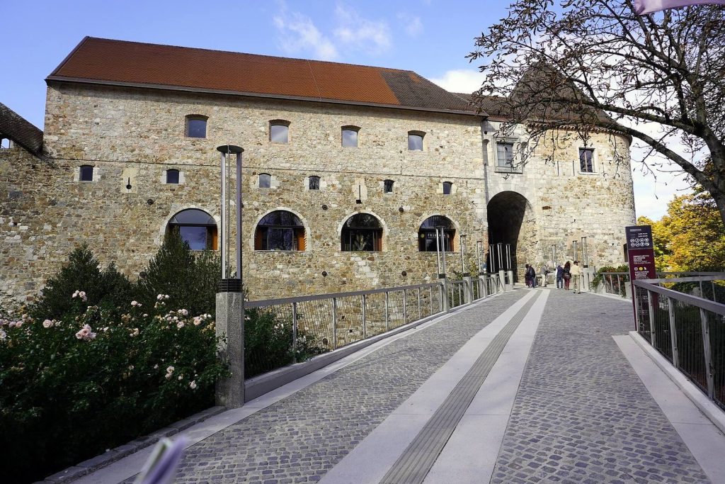 Ljubljana Castle: A Fortress and Cultural Landmark in Slovenia 5 Ljubljana Castle