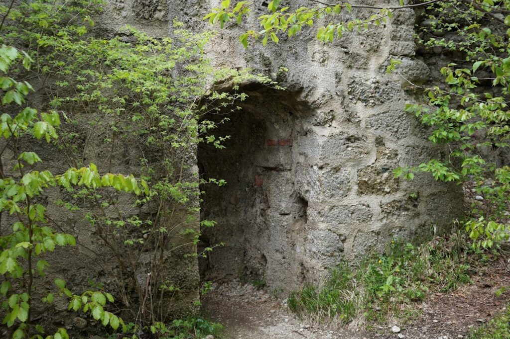 Stein Castle: A Medieval Cave Castle Complex in Germany 5 Stein Castle