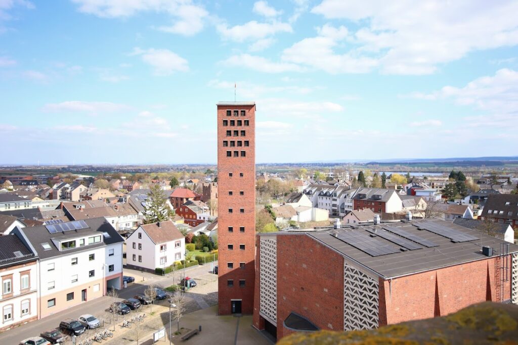 Zülpich Castle: An Electoral Cologne Fortress in Germany 2 Zülpich Castle