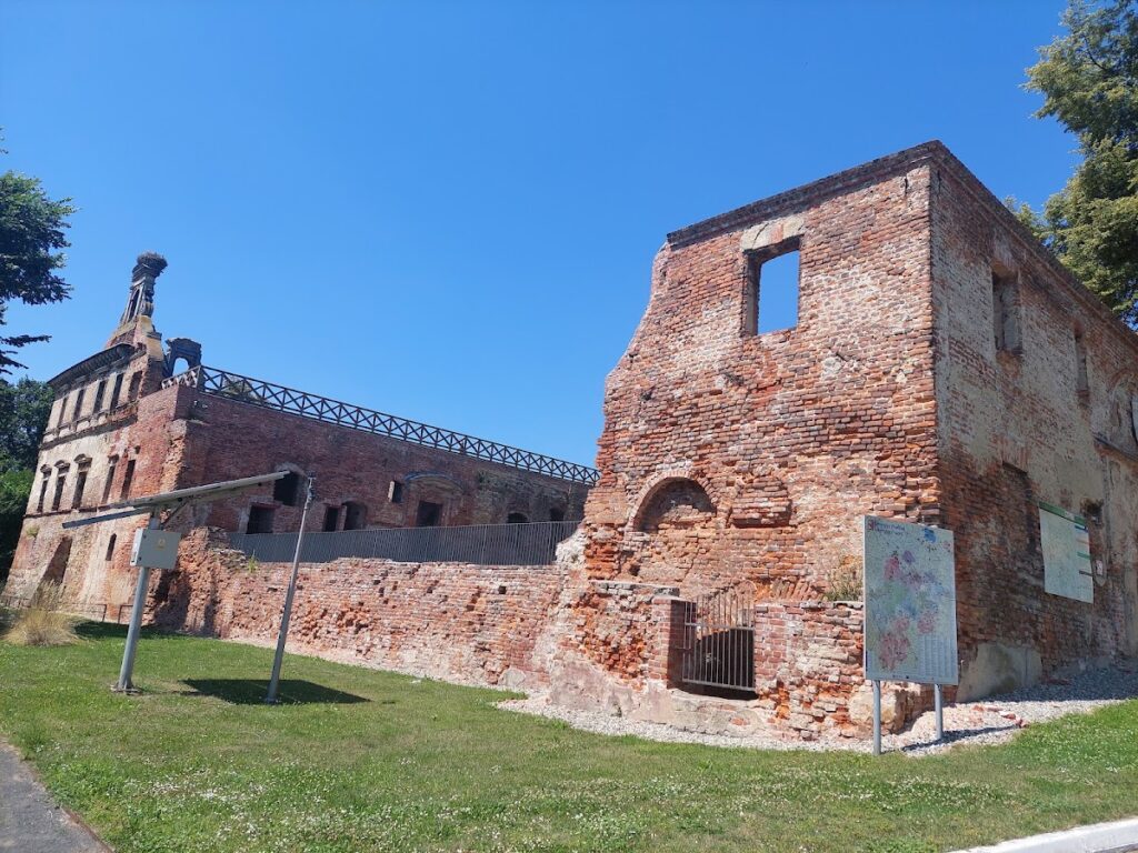 Ujazd Castle: An Episcopal Fortress and Palace in Poland 4 Ujazd Castle