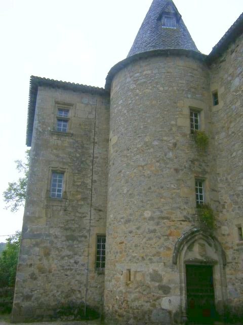 Château de Messac, Laroquebrou: A Late-Medieval Seigneurial Residence