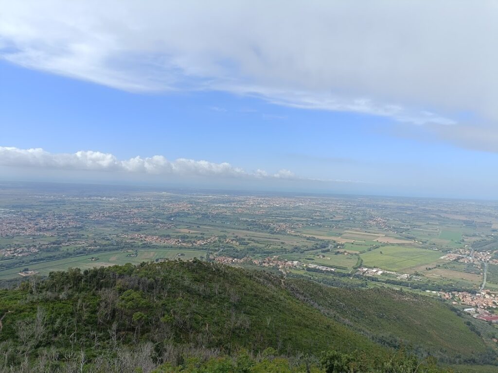 Rocca della Verruca: A Pisan Fortress on Monte Pisano 2 Rocca della Verruca