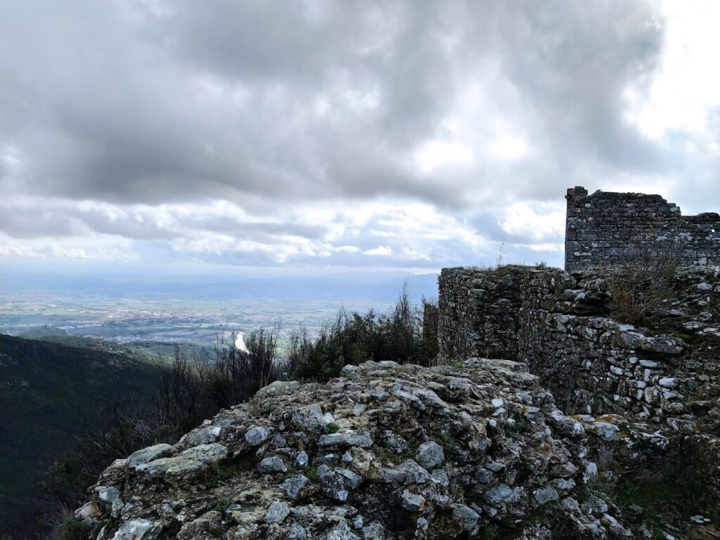 Rocca della Verruca: A Pisan Fortress on Monte Pisano 5 Rocca della Verruca