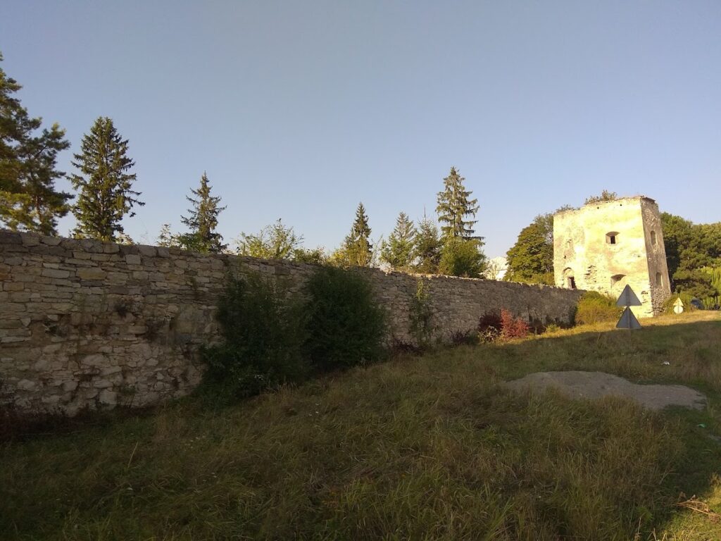 Kryvche Castle: A Polish-Ukrainian Frontier Fortress in Ukraine 4 Kryvche Castle