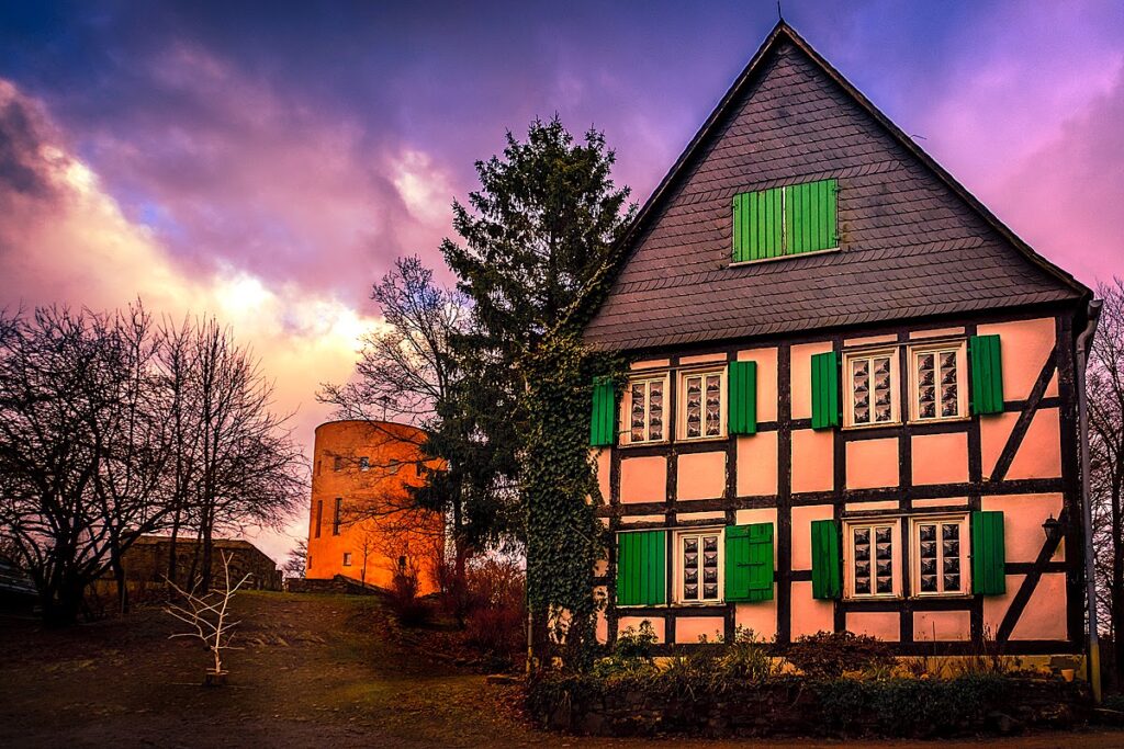 Ginsburg: A High-Medieval Nassau Castle in Germany 4 Ginsburg