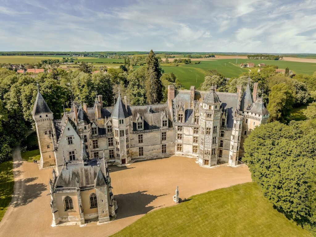 Château de Meillant: A Medieval Fortress Transformed into a Renaissance Residence 1 Château de Meillant