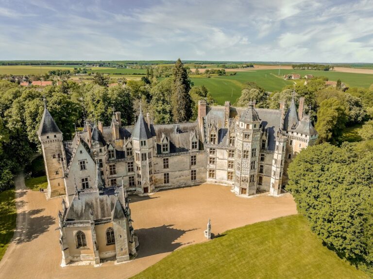 Château de Meillant: A Medieval Fortress Transformed into a Renaissance Residence