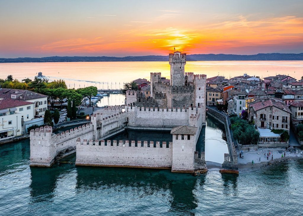 Scaligero Castle: A Medieval Water Fortress at Sirmione 1 Scaligero Castle