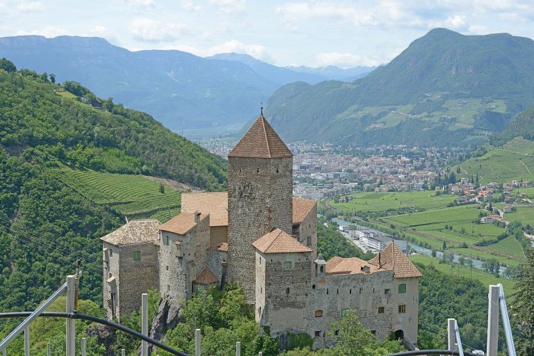 Karneid Castle: A Medieval Fortress above the Eggental Valley