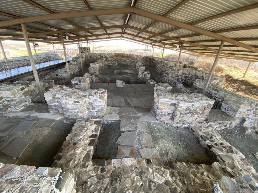 Markeli: A Byzantine-Bulgarian Frontier Fortress in Bulgaria 2 Markeli