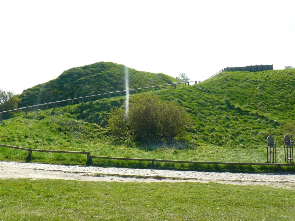 Jaromarsburg: Rani Temple Fortress on Rügen 2 Jaromarsburg
