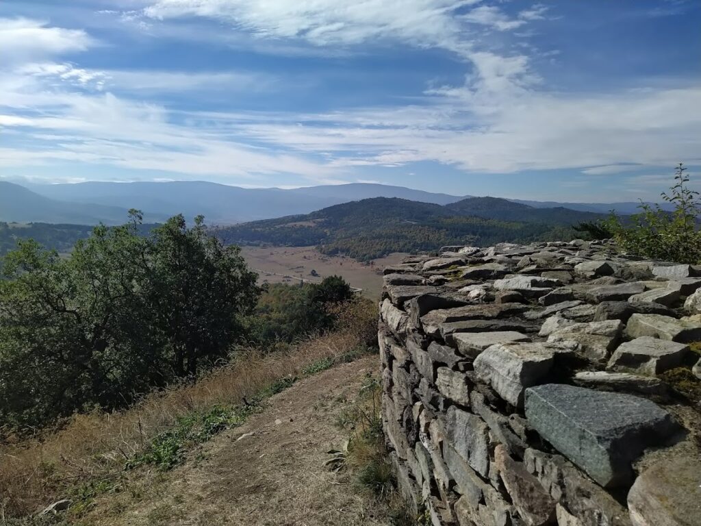 Tsepina: A Medieval Fortress and Regional Stronghold in Bulgaria 2 Tsepina