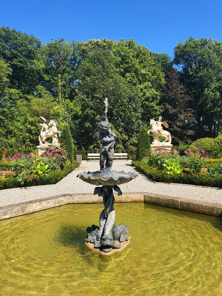Anholt Castle: A Moated Castle and Princely Residence in Germany 5 Anholt Castle