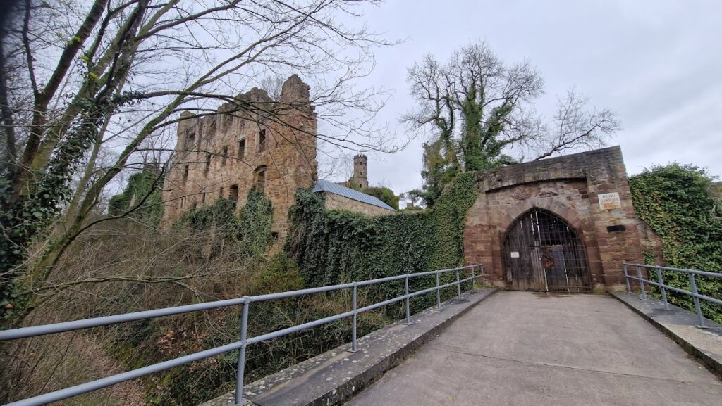 Burg Hardenberg: A Medieval Ministerial Rock Castle in Germany 3 Burg Hardenberg