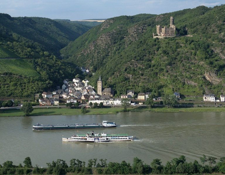 Maus Castle: A Fourteenth-Century Trier Fortress on the Rhine