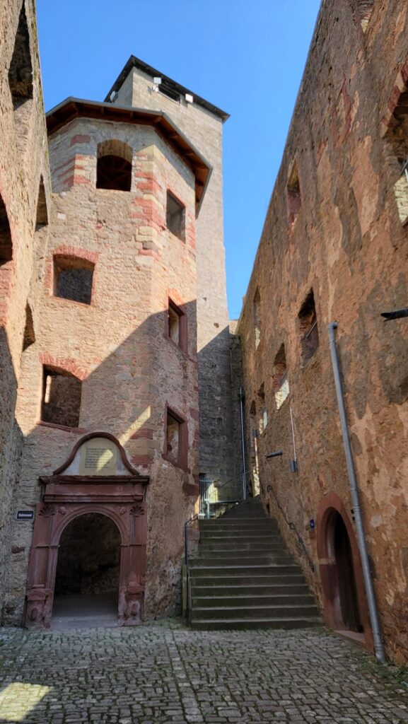 Trimburg: A Medieval Hilltop Castle in Germany 4 Trimburg