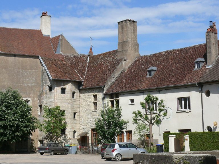 Château de Marnay: A Fortified Castle of Franche-Comté