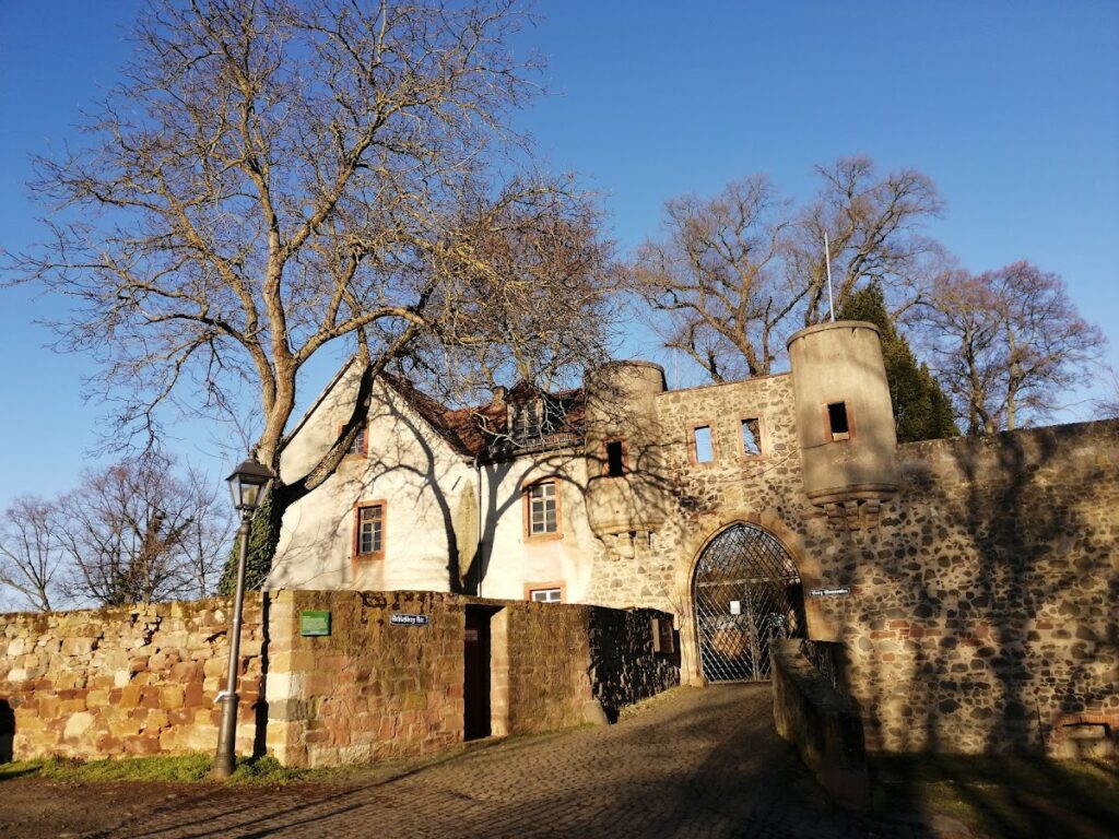 Burg Windecken: A Medieval Hanau Castle in Germany 1 Burg Windecken
