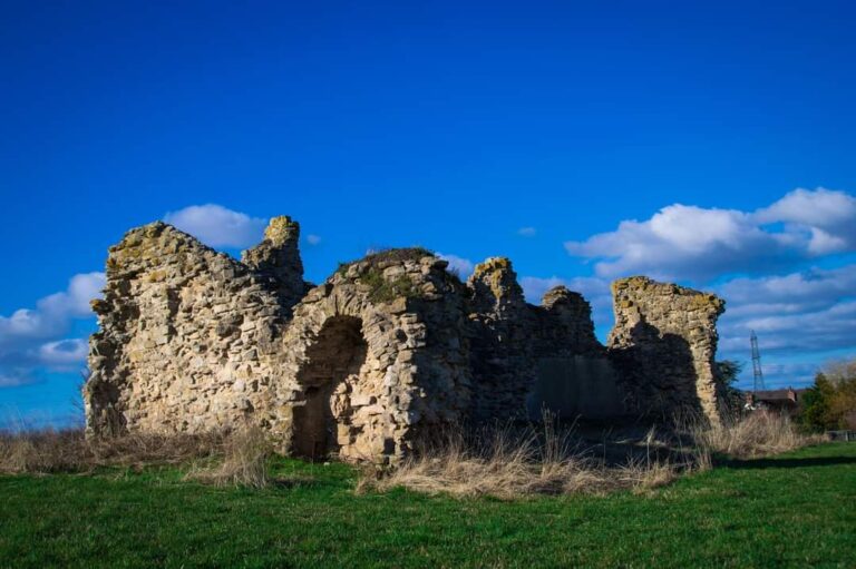 King John’s Palace: A Medieval Royal Residence in England