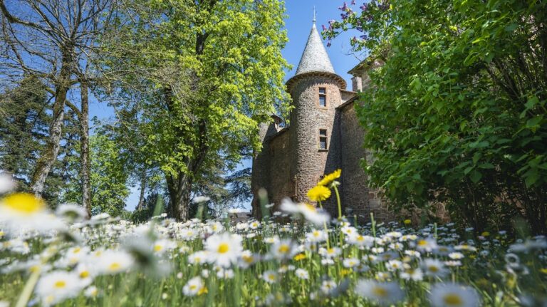 Château de Canac: A Medieval Château in France