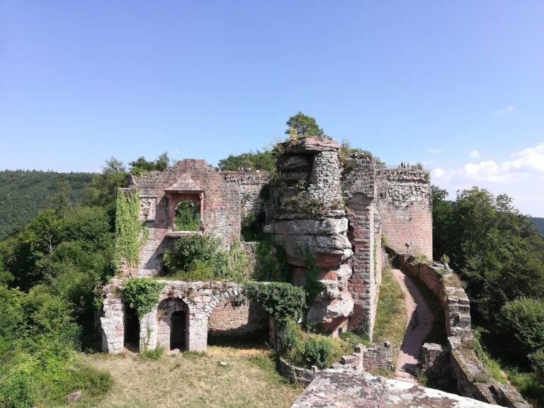 Neuscharfeneck Castle: A Medieval Hill Castle Ruin in Germany