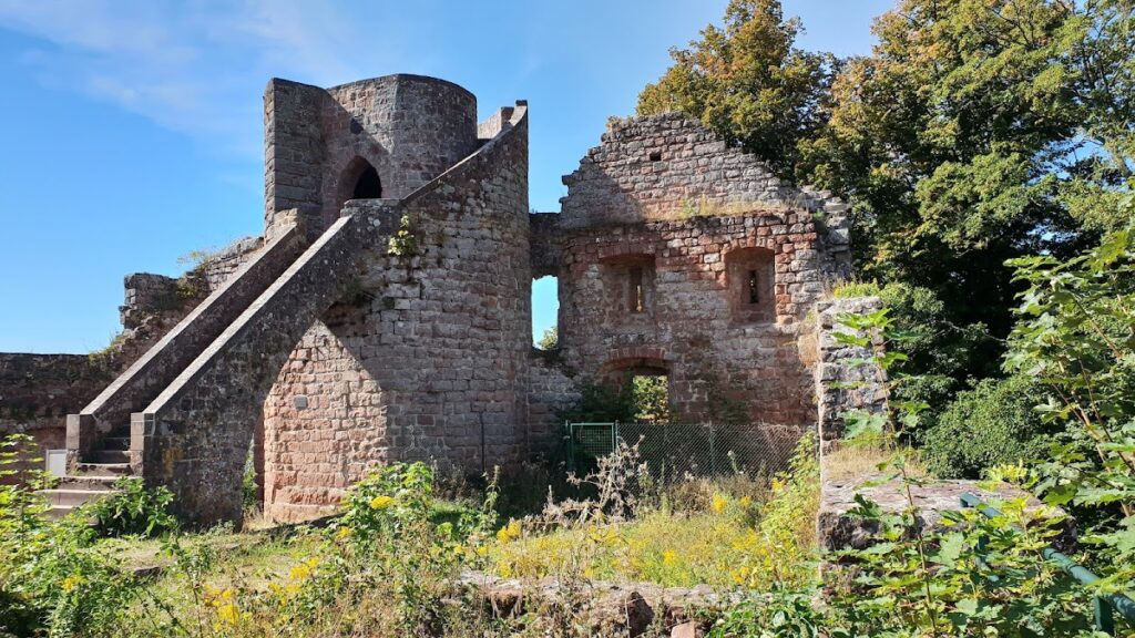 Neuscharfeneck Castle: A Medieval Hill Castle Ruin in Germany 5 Neuscharfeneck Castle