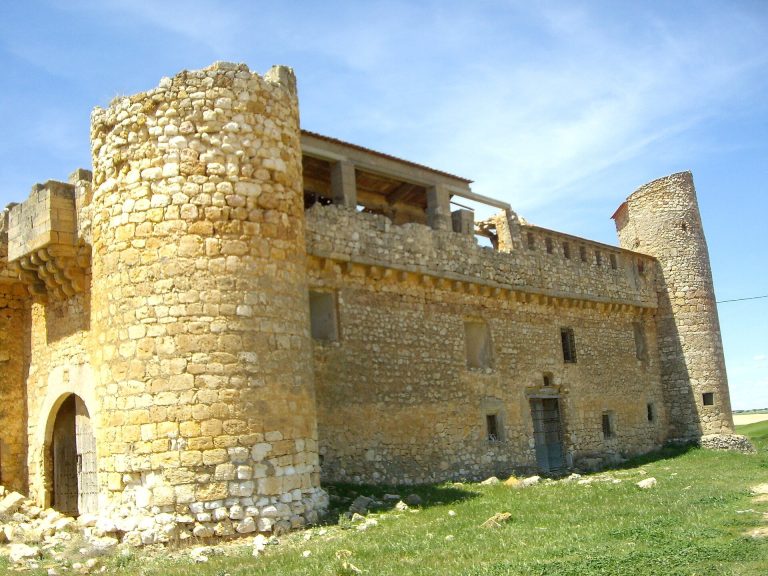 Castillo de Santiago de la Torre: A Medieval Fortress near El Provencio, Spain