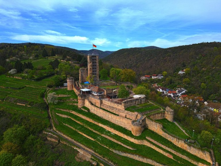 Wachtenburg: A Medieval Hilltop Castle Ruin in Germany