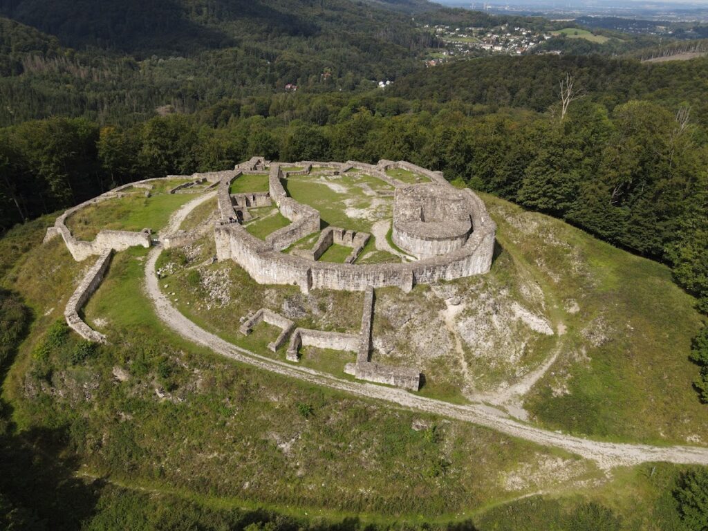 Ruine Falkenburg: A Medieval Hilltop Castle Ruin in Germany 1 Ruine Falkenburg