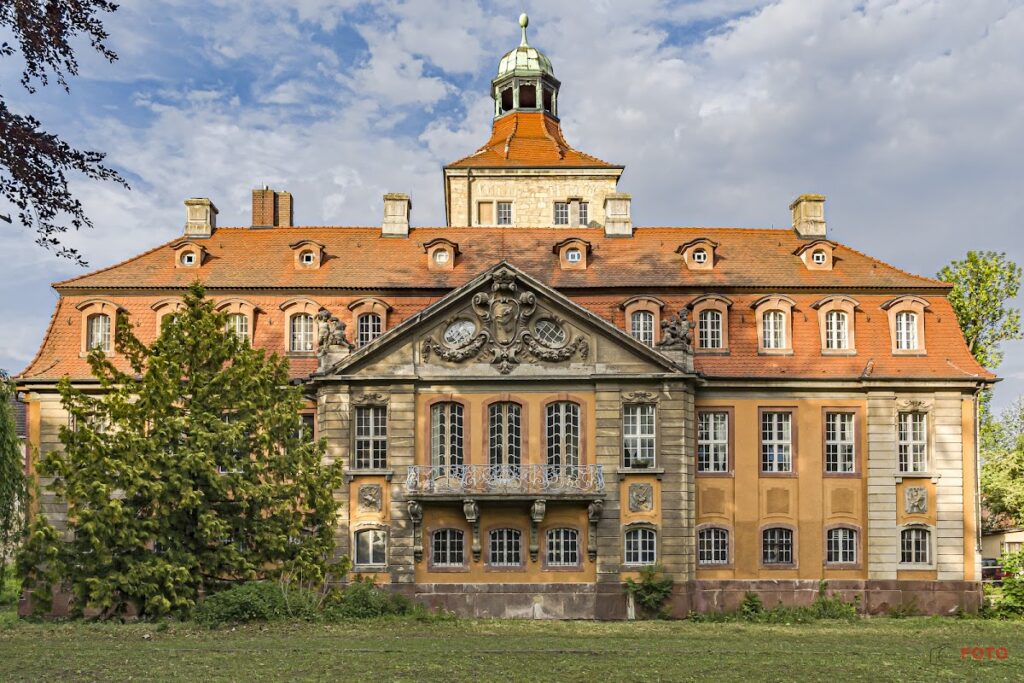 Wasserschloss St. Ulrich: A Water-Enclosed Manor Estate in Germany 1 Wasserschloss St. Ulrich